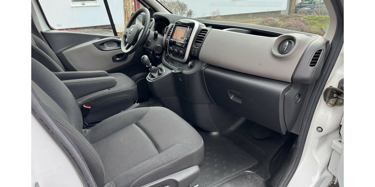 Renault Trafic L2H1 Navi Klima Standh Temp PDC Regale E6 100.000 km 14.250 &euro; Erftstadt 50374