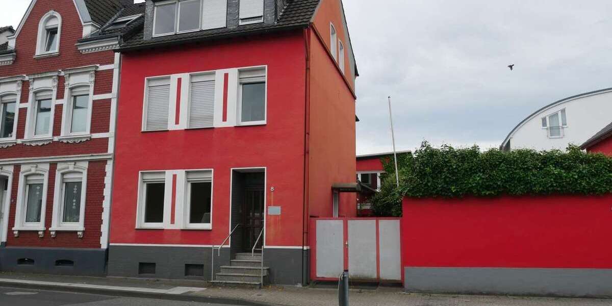 Einfamilienhaus Siegburg - 7 Zimmer, 134 m&sup2;, 298.000&euro; | Angebot:22466263