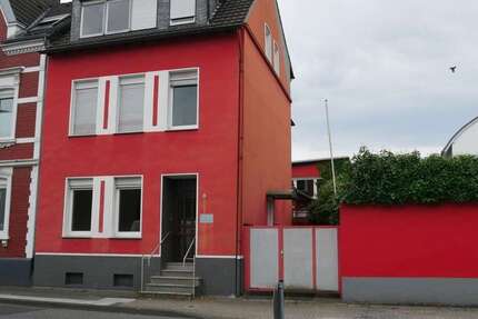 Haus Siegburg - 7 Zimmer, 134 m&sup2;, 298.000&euro; | Angebot:22466263