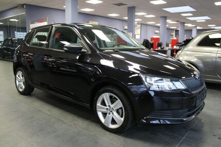 Skoda Fabia 84.870 km 8.480 &euro; Euskirchen 53881