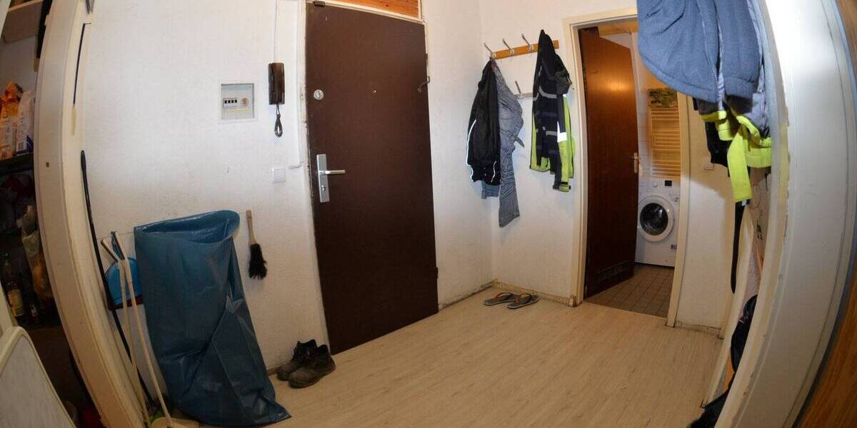 Etagenwohnung Köln Meschenich - 2 Zimmer, 50 m&sup2;, 75.000&euro; | Angebot:25728626