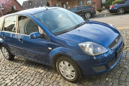 Ford Fiesta 160.803 km 2.500 &euro; Köln 51145