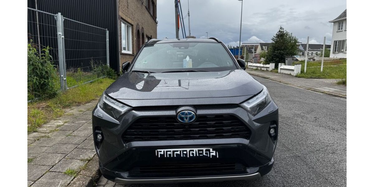Toyota RAV 4 3.600 km 40.500 &euro; Köln 50996