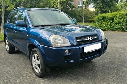 Hyundai TUCSON 320.000 km 2.500 &euro; Meckenheim 53340