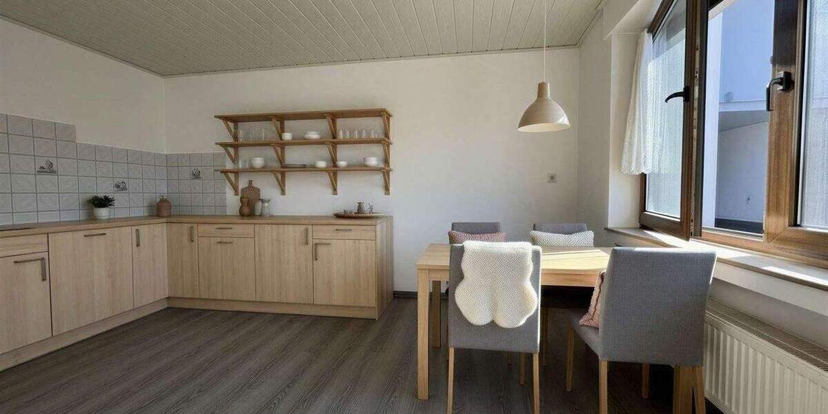 Bauernhaus, Landhaus Bornheim - 8 Zimmer, 201 m&sup2;, 499.000&euro; | Angebot:25678110