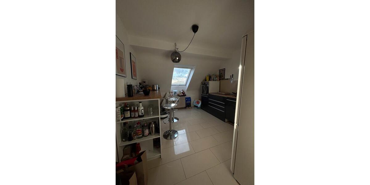 Dachgeschoßwohnung Köln Nippes - 3 Zimmer, 120 m&sup2;, 1.720&euro; | Angebot:25967558
