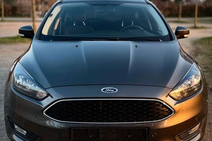 Ford Focus 85.000 km 12.000 &euro; Düren 52351
