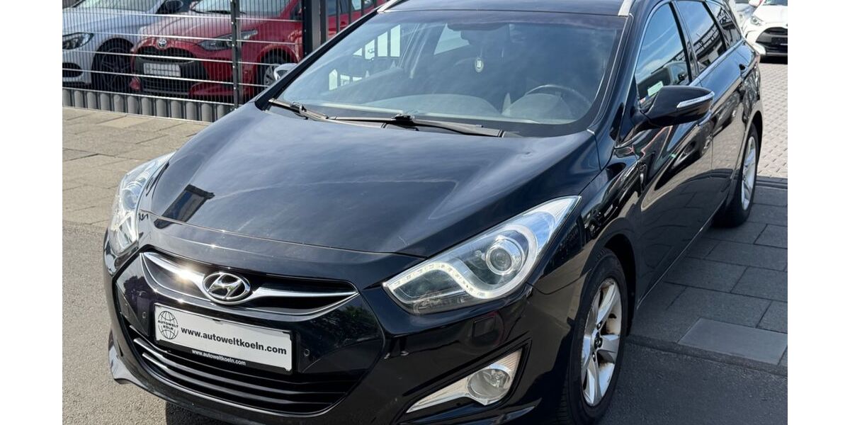 Hyundai i40 98.000 km 7.500 &euro; Köln 51065