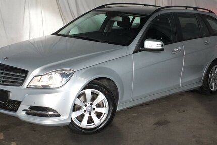 Mercedes-Benz C 180 T CGI BE AUTOM NAVI AHK PARCTRONIC SHZ 149.785 km 11.300 &euro; Köln 50858