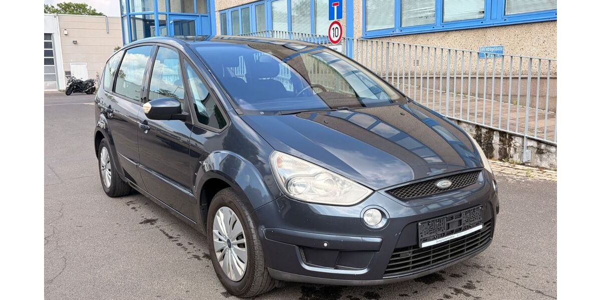 Ford S-Max 298.000 km 1.999 &euro; Köln 51107