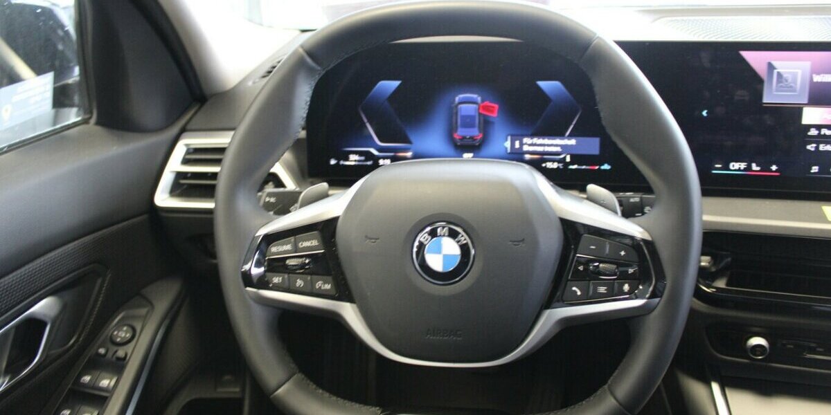 BMW 318 318i Touring Aut. 35.620 km 28.480 &euro; Euskirchen 53881
