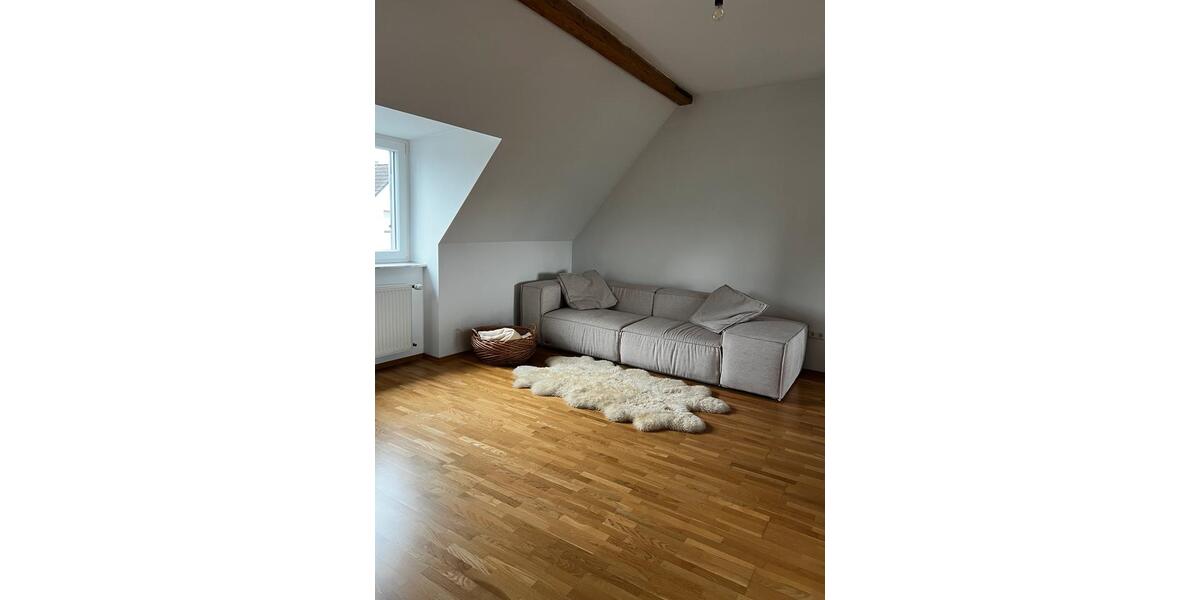 Dachgeschoßwohnung Köln Kalk - 3 Zimmer, 70 m&sup2;, 1.500&euro; | Angebot:26038728