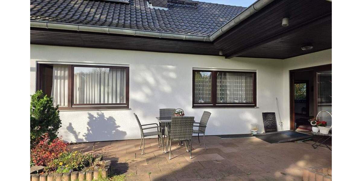 Mehrfamilienhaus, Wohnhaus Sankt Augustin Hangelar - 6 Zimmer, 202 m&sup2;, 610.000&euro; | Angebot:25660472