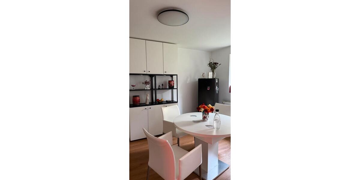 Etagenwohnung Köln Lindenthal - 2 Zimmer, 45 m&sup2;, 1.390&euro; | Angebot:26042246