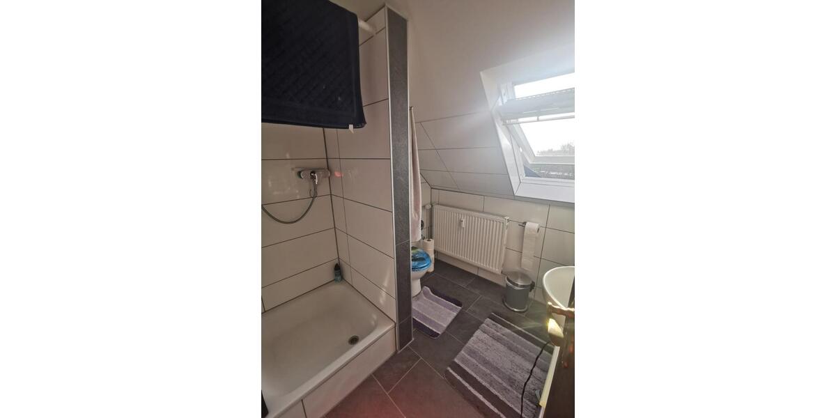 Dachgeschoßwohnung Troisdorf Bergheim - 1 Zimmer, 41 m&sup2;, 492&euro; | Angebot:24976268