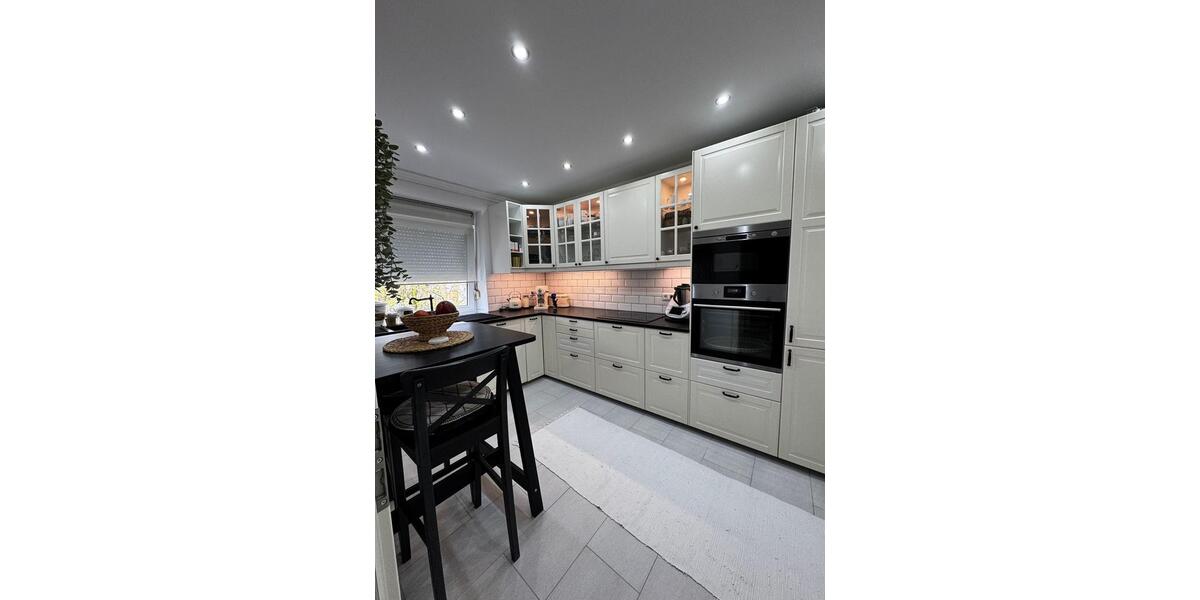 Etagenwohnung Köln Kalk - 2 Zimmer, 65 m&sup2;, 320.000&euro; | Angebot:26042358