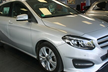 Mercedes-Benz B 180 7G-DCT Urban 49.631 km 17.480 &euro; Euskirchen 53881