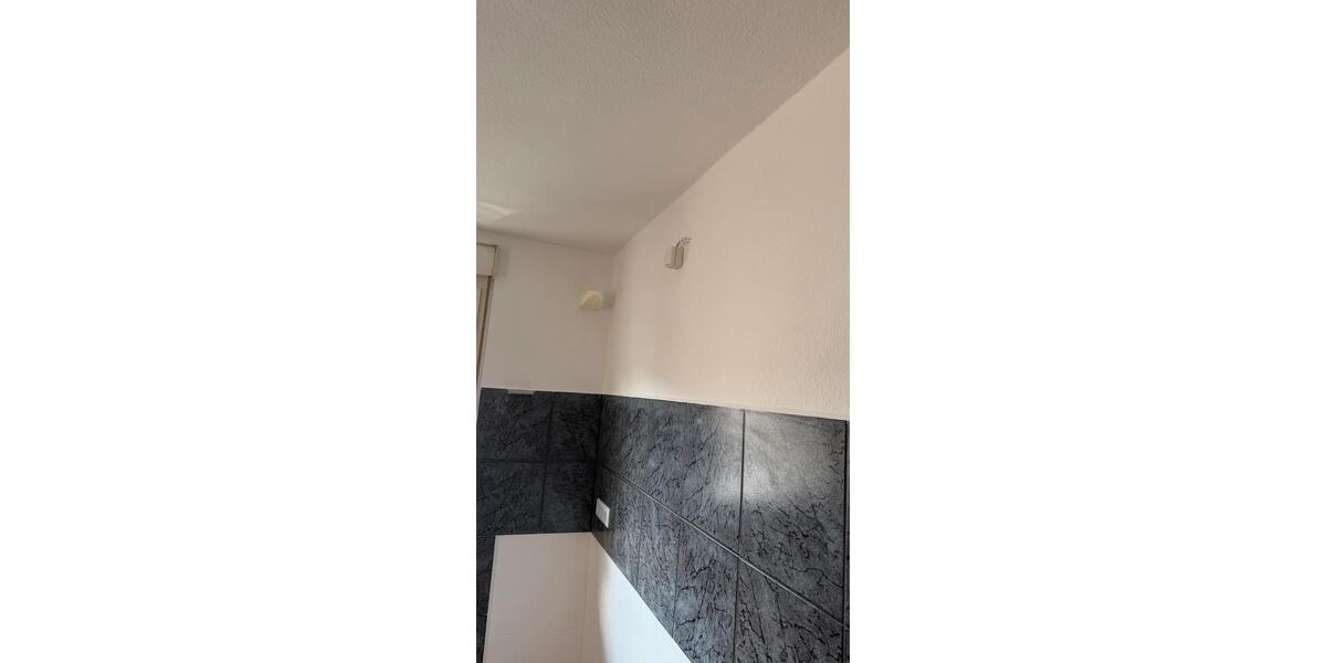 Etagenwohnung Köln Kalk - 4 Zimmer, 93 m&sup2;, 1.414&euro; | Angebot:26592507