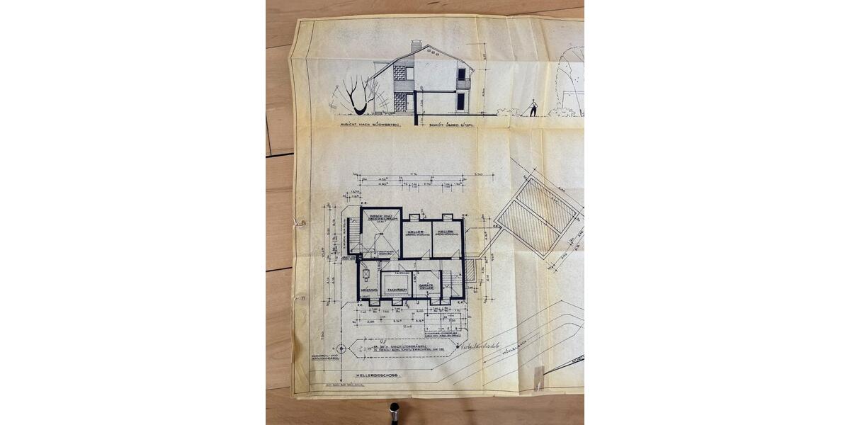 Einfamilienhaus Bornheim - 6 Zimmer, 180 m&sup2;, 650.000&euro; | Angebot:26101576