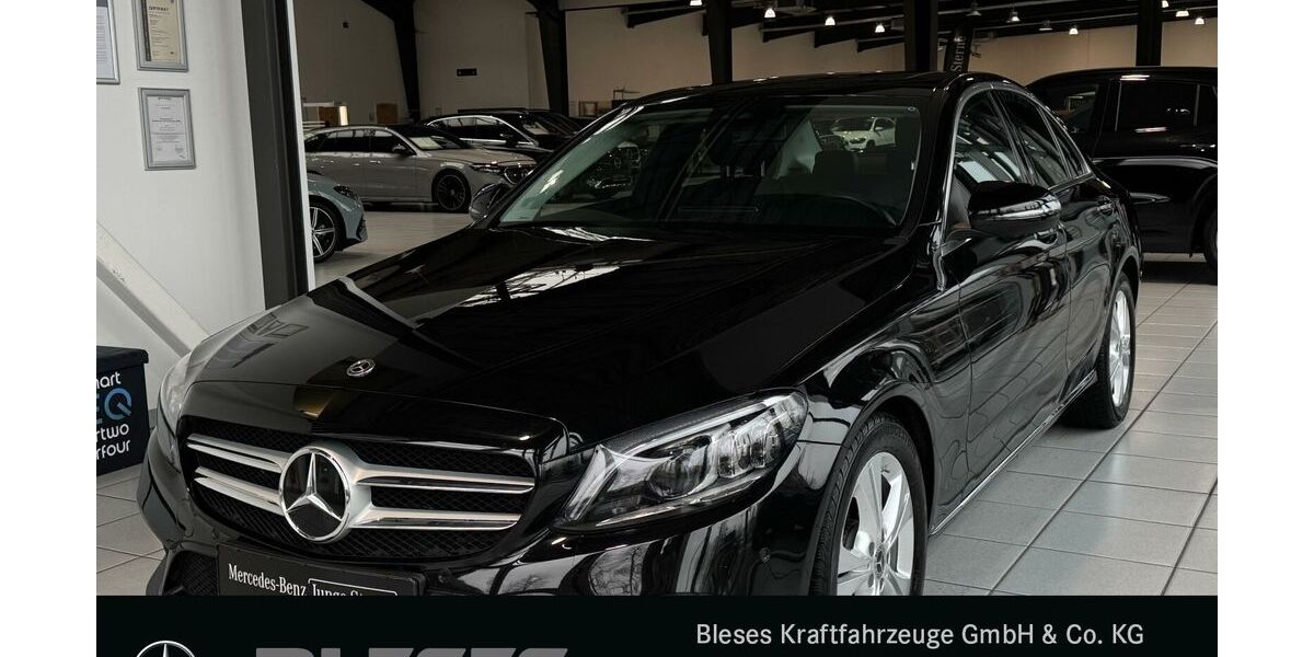 Mercedes-Benz C 200 41.600 km 30.900 &euro; Köln-Deutz 51105