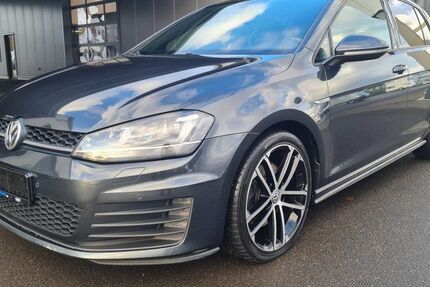 VW Golf 212.260 km 13.990 &euro; Düren 52351