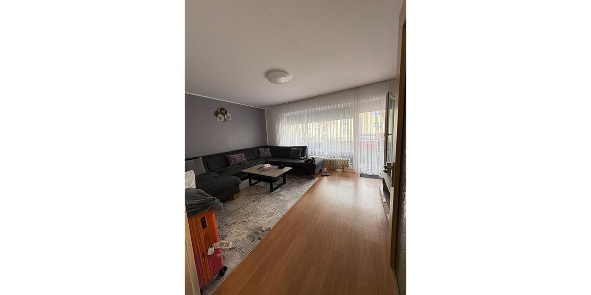 Erdgeschoßwohnung Niederkassel - 3.5 Zimmer, 70 m&sup2;, 763&euro; | Angebot:26656394