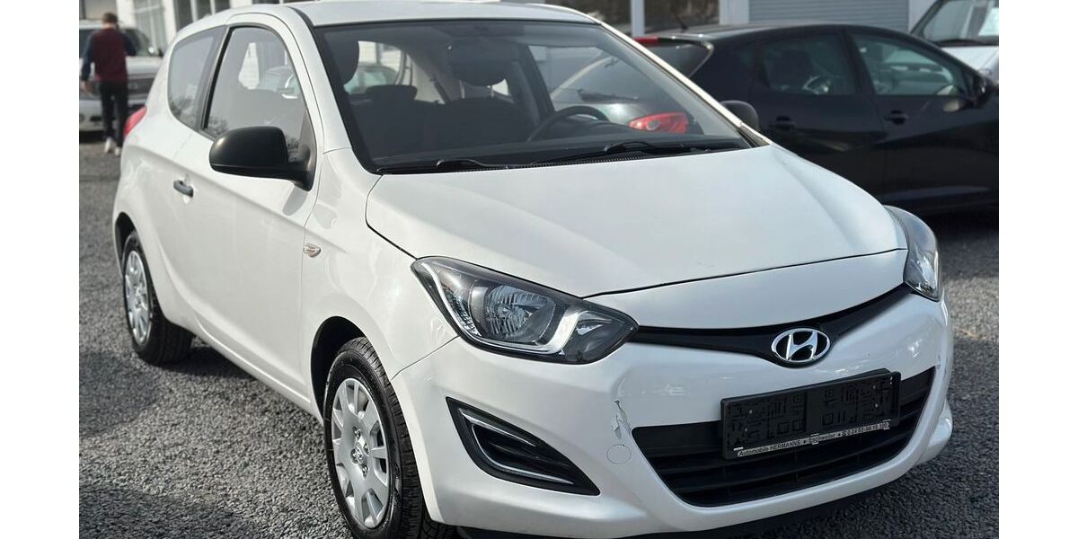Hyundai i20 131.100 km 3.750 &euro; Düren 52349