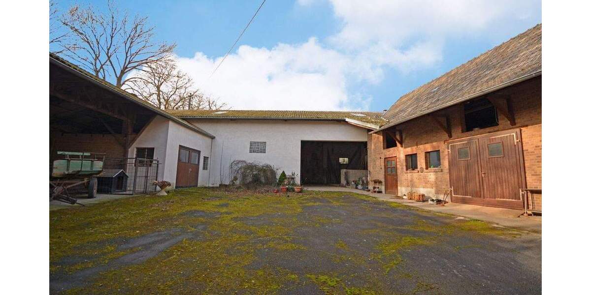 Einfamilienhaus Bornheim Merten - 9 Zimmer, 207 m&sup2;, 650.000&euro; | Angebot:25781301