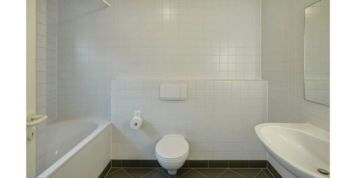 Etagenwohnung Köln-Deutz Deutz - 4 Zimmer, 171 m&sup2;, 745.000&euro; | Angebot:25663469