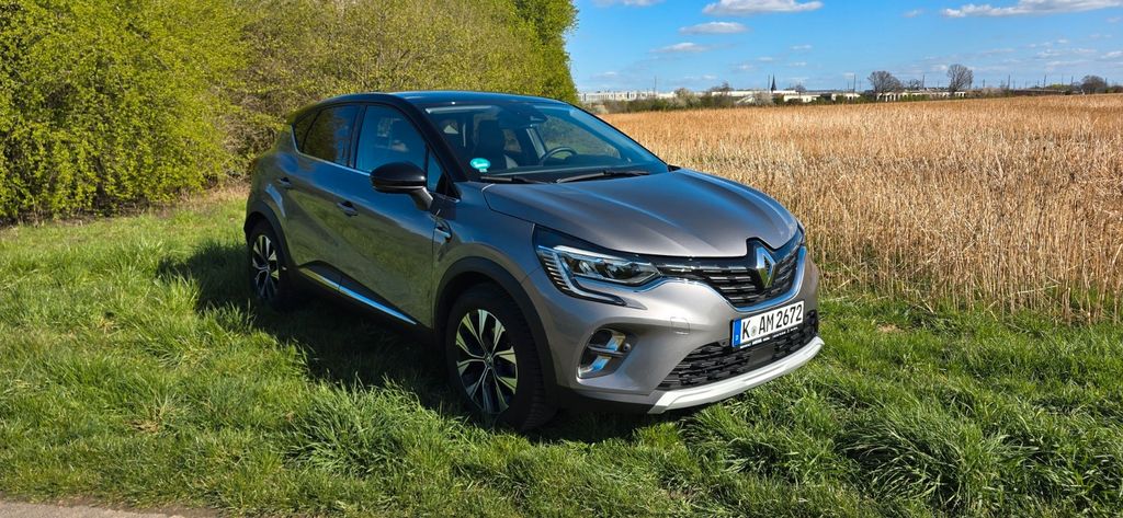Renault Captur 20.613 km 18.250 &euro; Köln 51143