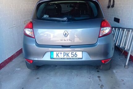 Renault Clio 194.500 km 2.199 &euro; Köln 50997