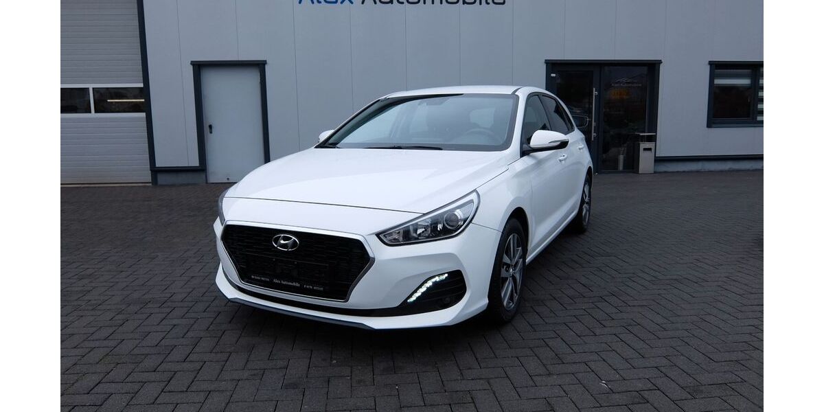 Hyundai i30 151.426 km 11.480 &euro; Mechernich 53894