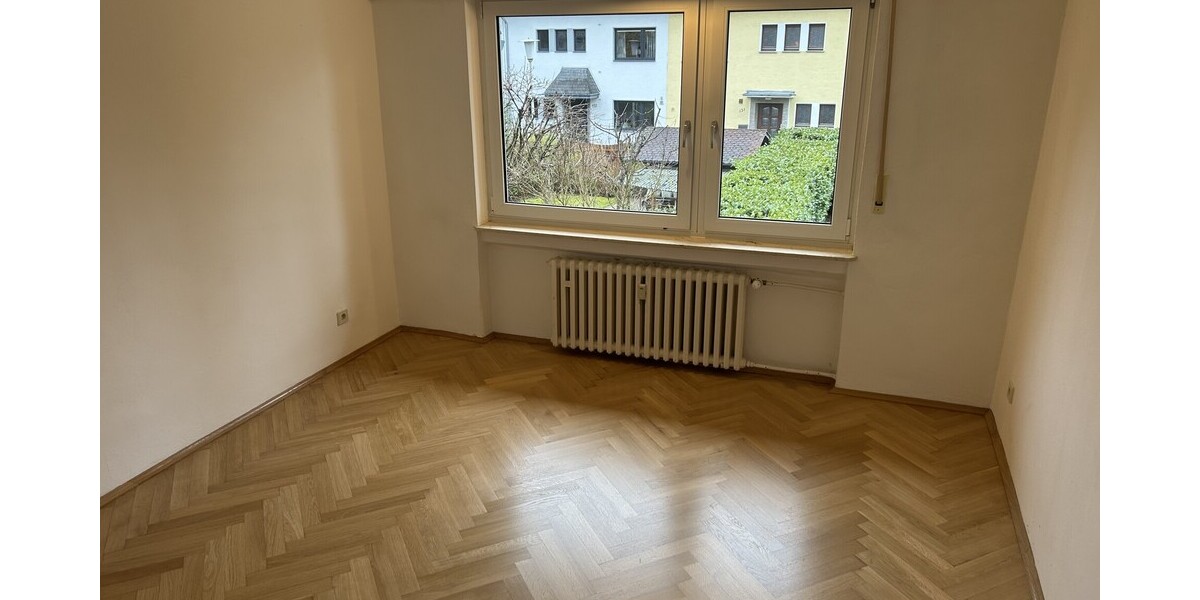 Neuer Preis ! Im April können Sie einziehen. PROVISIONSFREI für Käufer. - Doppelhaushälfte Bonn Kessenich | Angebot:23760863