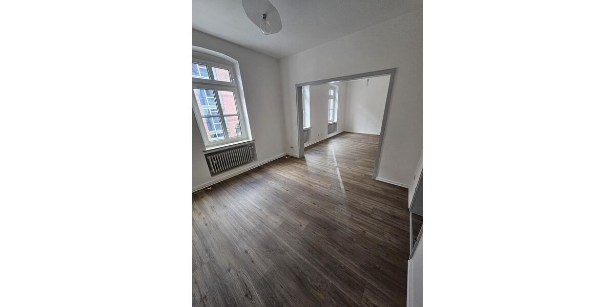 Etagenwohnung Köln Rodenkirchen - 2 Zimmer, 62 m&sup2;, 1.300&euro; | Angebot:26660215
