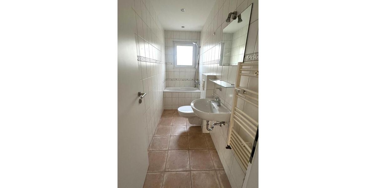 Etagenwohnung Köln Mülheim - 3 Zimmer, 78 m&sup2;, 345.000&euro; | Angebot:26097904