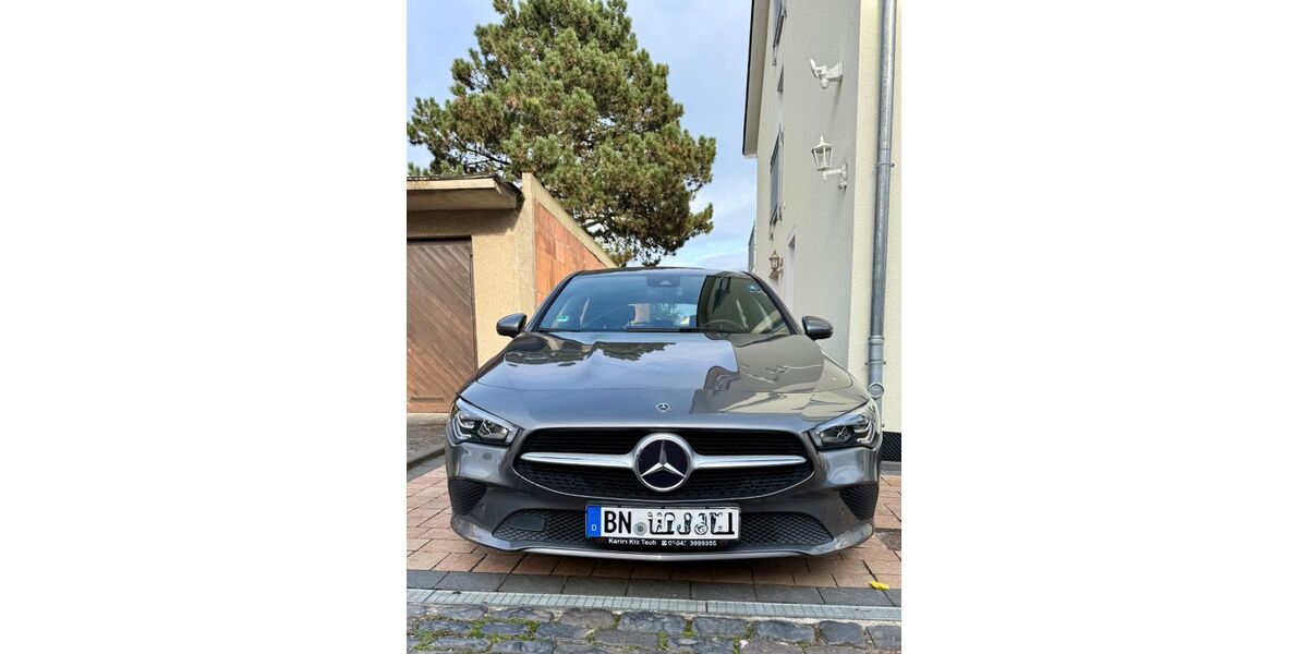 Mercedes-Benz CLA 180 99.000 km 21.500 &euro; Bonn 53119