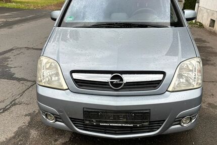 Opel Meriva 197.000 km 2.199 &euro; Bonn 53227