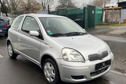 Toyota Yaris 133.000 km 2.200 &euro; Köln 50739