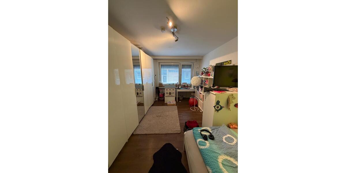 Hochparterre Köln Innenstadt - 3 Zimmer, 90 m&sup2;, 438.000&euro; | Angebot:25399069