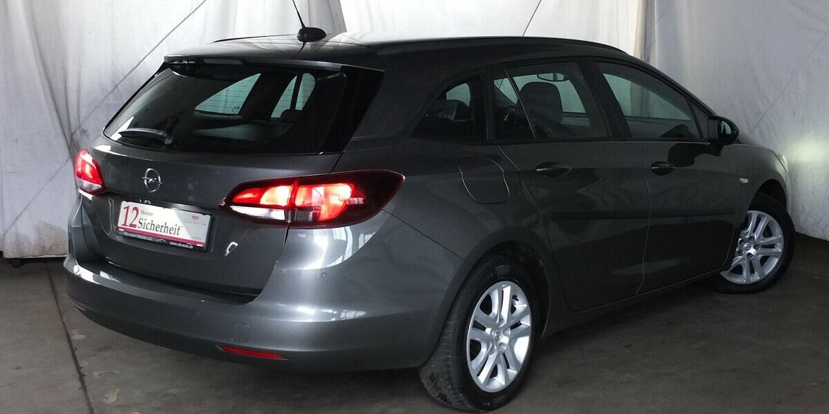 Opel Astra SPORTS TOURER NAVI 1.HD BLUETOOTH ALLWETTERR 125.000 km 9.908 &euro; Köln 50858