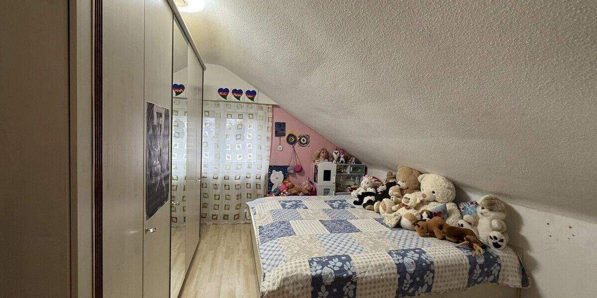 Etagenwohnung Sankt Augustin Birlinghoven - 3 Zimmer, 73 m&sup2;, 199.000&euro; | Angebot:25660635