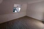 Dachgeschoßwohnung Köln Mülheim - 3 Zimmer, 62 m&sup2;, 375&euro; | Angebot:25162088