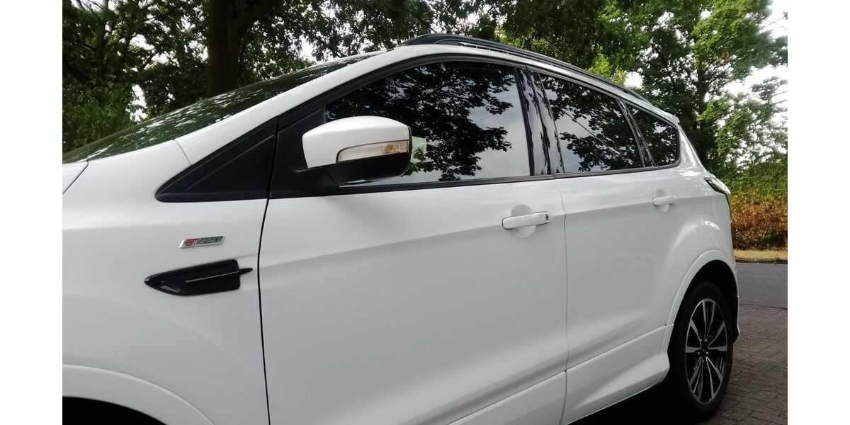 Ford Kuga 82.000 km 12.000 &euro; Chorweiler 50765