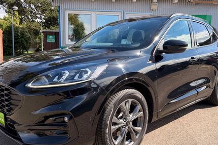 Ford Kuga 97.500 km 21.990 &euro; Frechen 50226