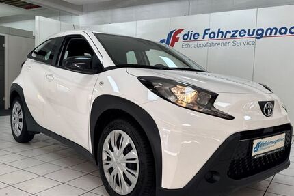 Toyota Aygo (X) 92.000 km 10.988 &euro; Rheinbach 53359