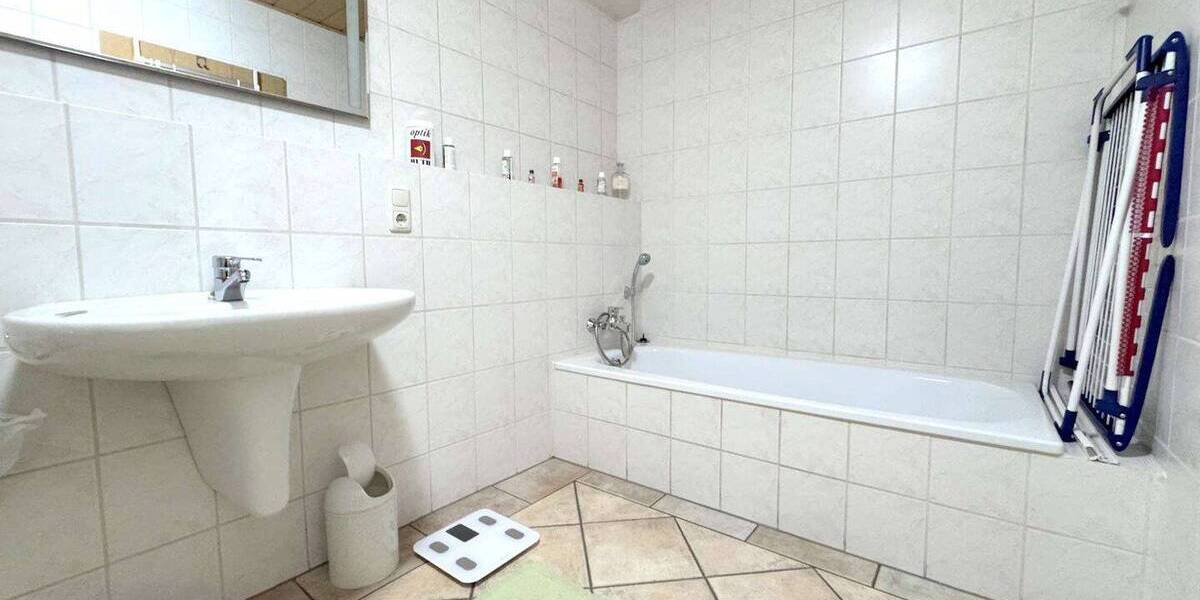 Etagenwohnung Bonn Dransdorf - 3 Zimmer, 115 m&sup2;, 1.300&euro; | Angebot:26672628