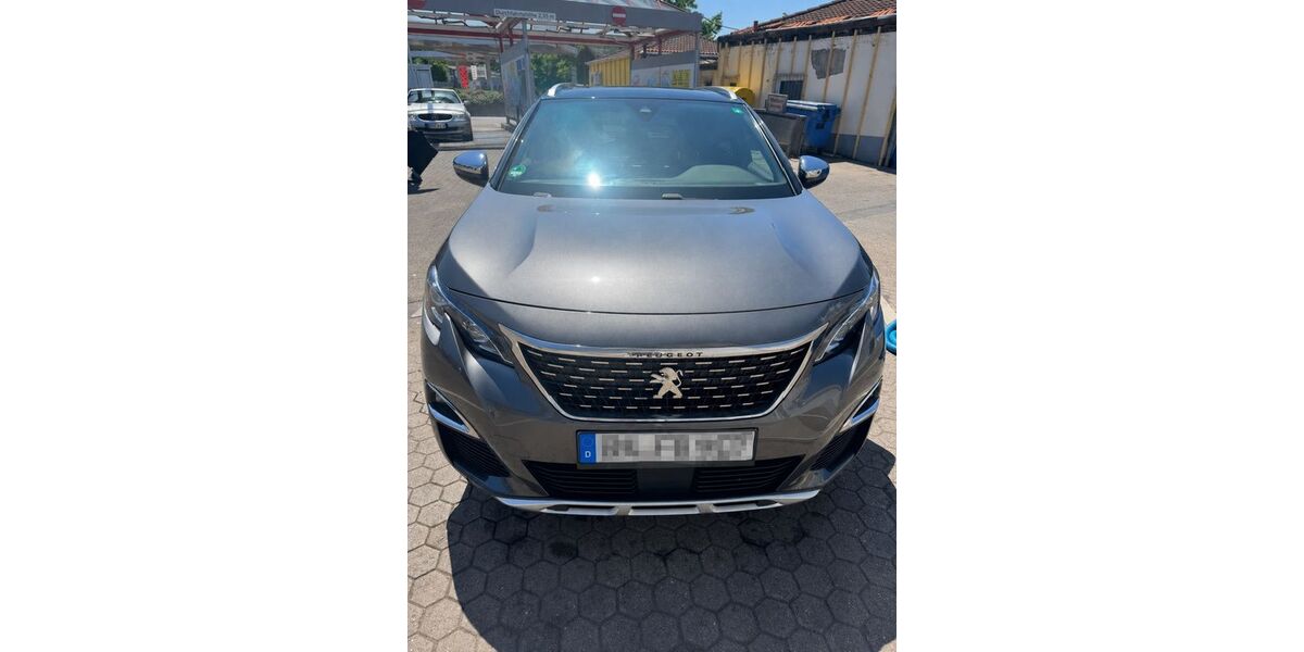 Peugeot 5008 103.000 km 22.100 &euro; Bonn 53229