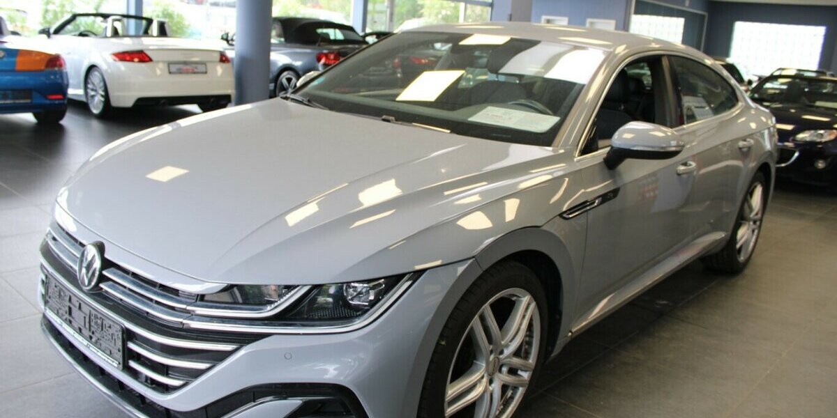 VW Arteon 2.0 TSI OPF DSG R Line 106.743 km 24.980 &euro; Euskirchen 53881