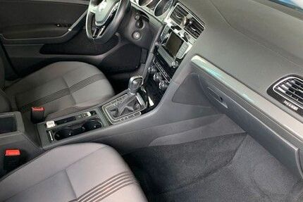VW Golf 173.000 km 10.990 &euro; köln 51107