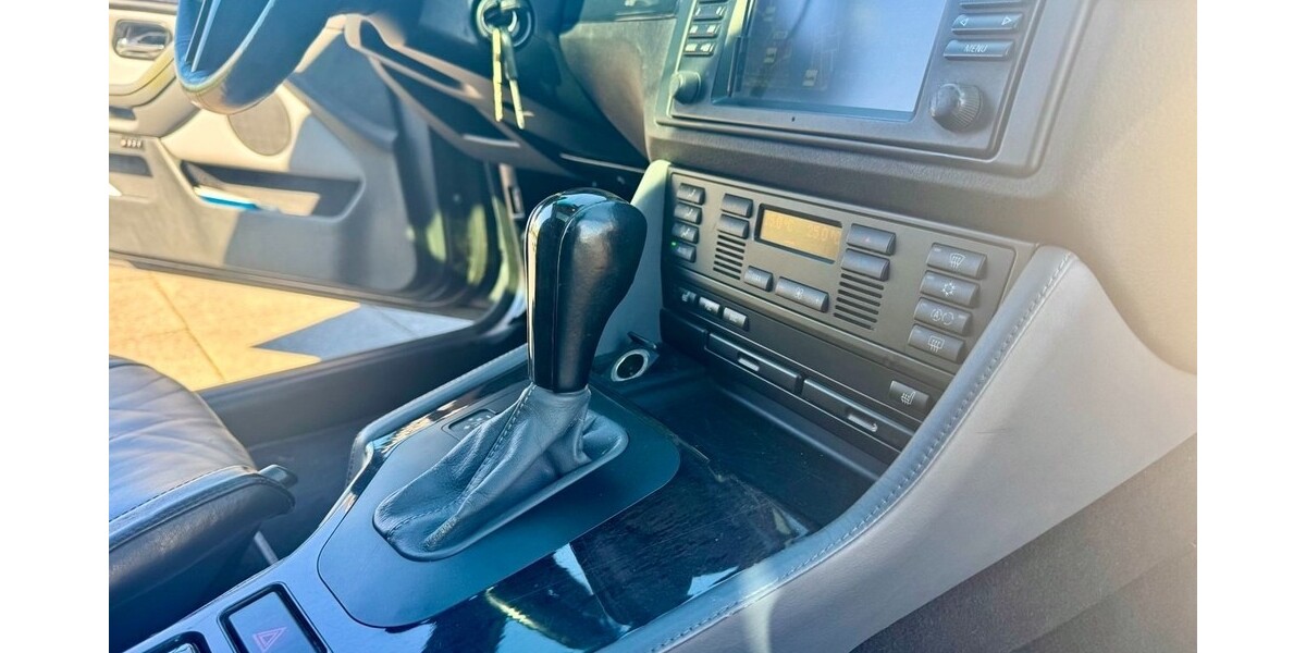 BMW E39 313.000 km 5.200 &euro; Alfter 53347